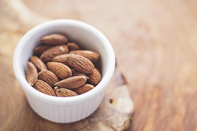 almonds-plant-based-calcium